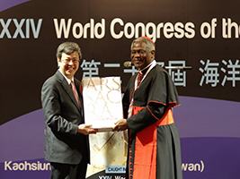 H.E. Chen Chien-jen and Cardinal Peter Turkson